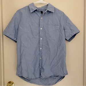 SKY LIGHT BLUE SHORT SLEEVED BUTTON UP SHIRT TOP